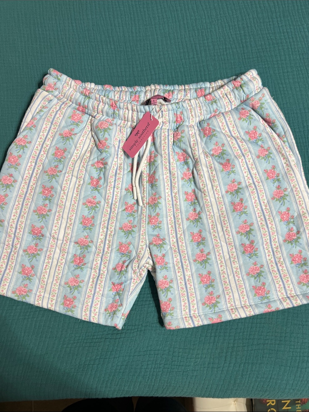 NWT Simply Southern Quilted Shorts size L